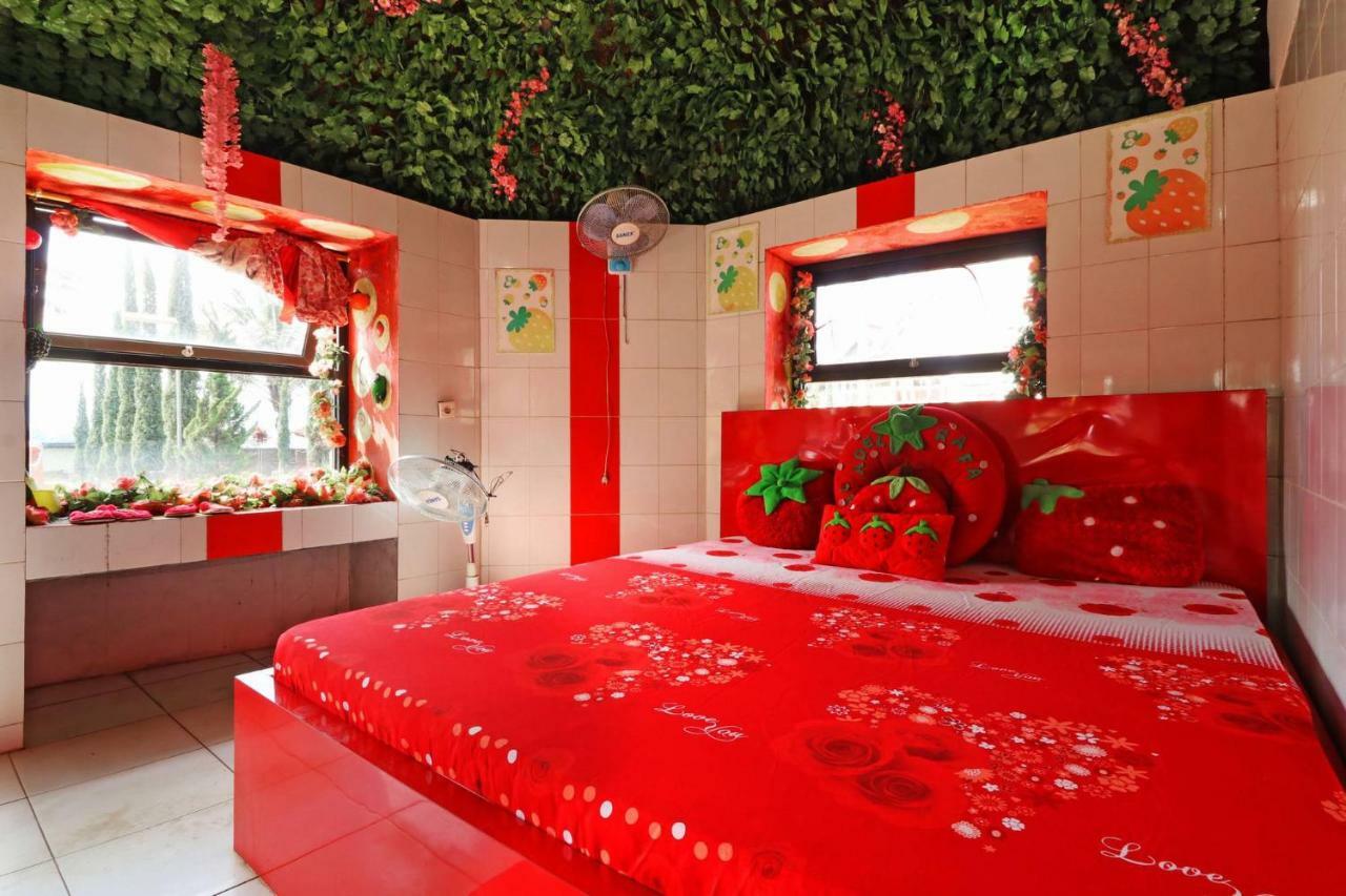 Hotel Agung Permata Artha Cipanas  Экстерьер фото
